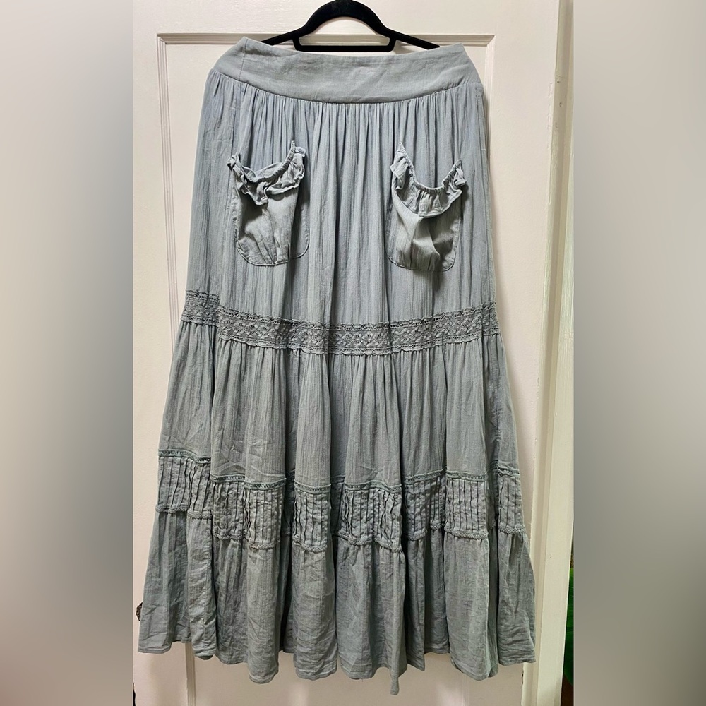 Elegant Sage Joyfolie Maxi Skirt with Ruffle Pockets
